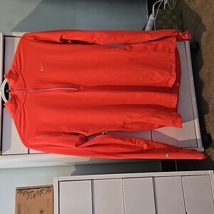 Nike dri fit pullover